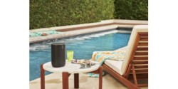 Sonos Move Bluetooth Alpine_Lifestyle-Single_Family_Home-Outdoor_Listening-Pool-Q4FY19_MST-MST_JPGDIGITAL_fid42135400x200.jpg.png Y